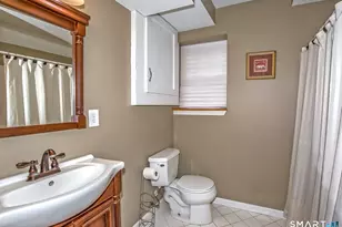 54 W Shore Dr, Enfield, CT 06082 - Photo 31