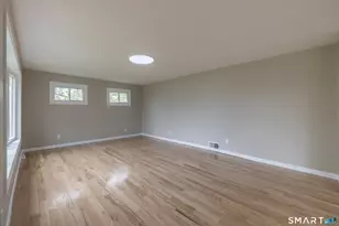 14 Catherine Ct, Milford, CT 06460 - Photo 7