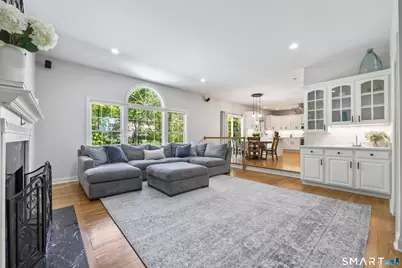 32 Juhasz Road, Norwalk, CT 06854 - Photo 9