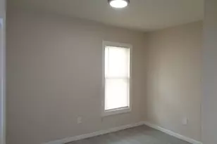 92 Smith St, Derby, CT 06418 - Photo 15