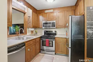 1159 Highland Ave, Waterbury, CT 06708 - Photo 15