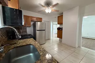 128 Bartholomew Ave, Hartford, CT 06106 - Photo 3