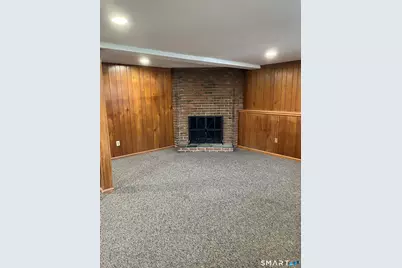32 Lexington Circle, Newington, CT 06111 - Photo 11