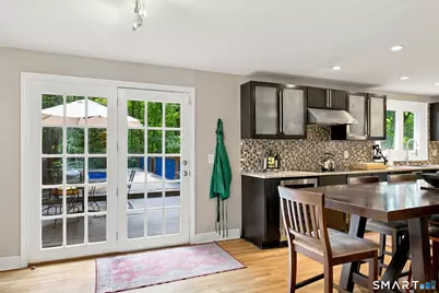 46 Henderson Drive, Avon, CT 06001 - Photo 3