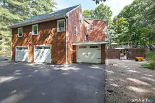 46 Henderson Dr, Avon, CT 06001 - Photo 33