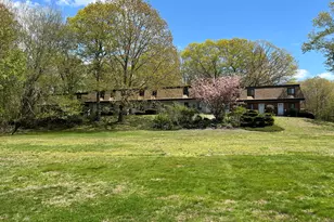 11 King Arthur Dr, East Lyme, CT 06357 - Photo 29