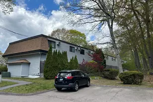 11 King Arthur Dr, East Lyme, CT 06357 - Photo 5