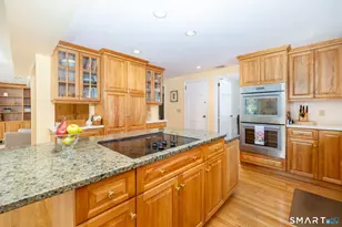 49 Wakeley Rd, Newington, CT 06111 - Photo 9