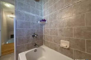 40 Austin Rd, Milford, CT 06460 - Photo 25