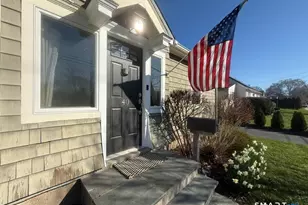 40 Austin Rd, Milford, CT 06460 - Photo 3
