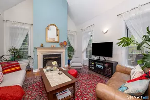 8 Whitward Pl, Windsor, CT 06095 - Photo 3