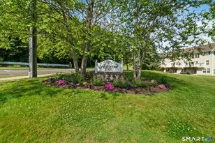 805 Sienna Dr, Danbury, CT 06810 - Photo 37