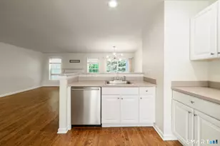 805 Sienna Dr, Danbury, CT 06810 - Photo 11