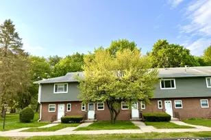 3 Camelot Dr, Bloomfield, CT 06002 - Photo 3