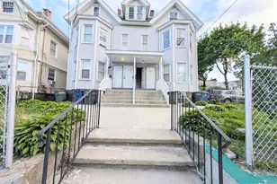 107 Catherine St, Bridgeport, CT 06604 - Photo 1