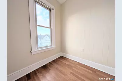 107 Catherine Street, Bridgeport, CT 06604 - Photo 15