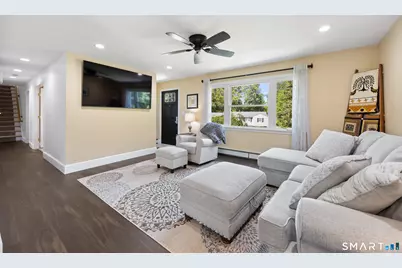 43 Hawthorne Drive, Cheshire, CT 06410 - Photo 3