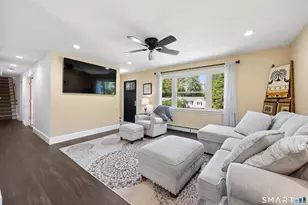 43 Hawthorne Dr, Cheshire, CT 06410 - Photo 3