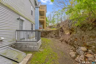 46 Plaza Ave, Waterbury, CT 06710 - Photo 25
