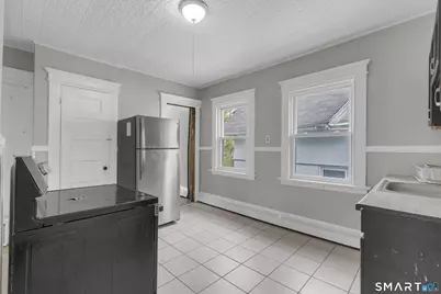46 Plaza Avenue, Waterbury, CT 06710 - Photo 15