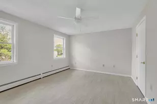 30 Shaughnessy Dr, East Hartford, CT 06118 - Photo 17