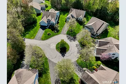 505 Traditions Court South #505, Oxford, CT 06478 - Photo 3
