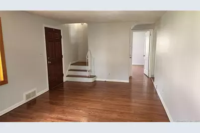 25 Madsen Road, West Hartford, CT 06110 - Photo 3
