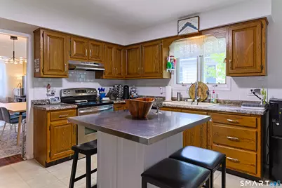 17 May Street, West Haven, CT 06516 - Photo 19