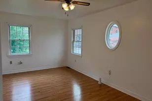 79 S B St, Norwich, CT 06380 - Photo 9