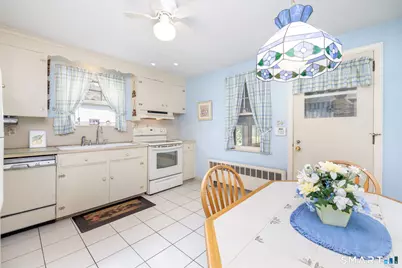 422 Francis Street, New Britain, CT 06053 - Photo 13