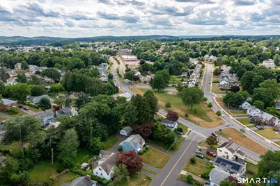 422 Francis Street, New Britain, CT 06053 - Photo 3