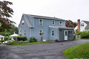 422 Francis St, New Britain, CT 06053 - Photo 3