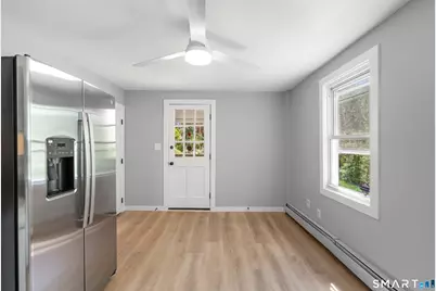 201 Prospect Street, Ansonia, CT 06401 - Photo 11