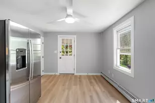 201 Prospect St, Ansonia, CT 06401 - Photo 11
