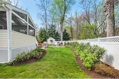 266 West Haviland Lane, Stamford, CT 06903 - Photo 35