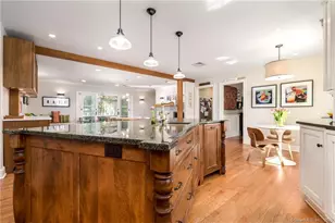266 W Haviland Ln, Stamford, CT 06903 - Photo 13
