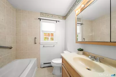 846 Vauxhall St Extension, Waterford, CT 06375 - Photo 11