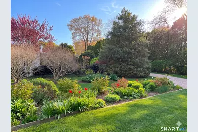 28 Orchard Street, Stonington, CT 06378 - Photo 3