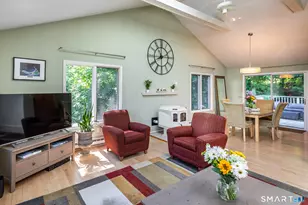 19 Hilldale Rd, New Fairfield, CT 06812 - Photo 9