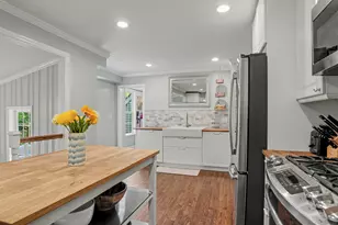 128 Knapp St, Stamford, CT 06907 - Photo 7