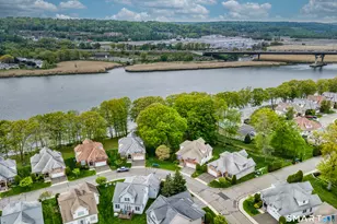 69 Jasmine Cir, Milford, CT 06461 - Photo 5