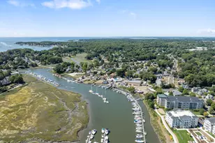 60 Maple St, Branford, CT 06405 - Photo 31