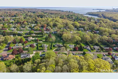 24 Colonial Drive, Waterford, CT 06385 - Photo 5