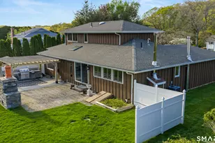 24 Colonial Dr, Waterford, CT 06385 - Photo 27