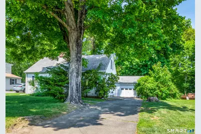 92 Evelyn Street, Trumbull, CT 06611 - Photo 3