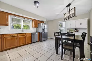 12 Church St, East Haven, CT 06512 - Photo 11