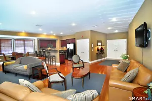 1 King Philip Dr, West Hartford, CT 06117 - Photo 33