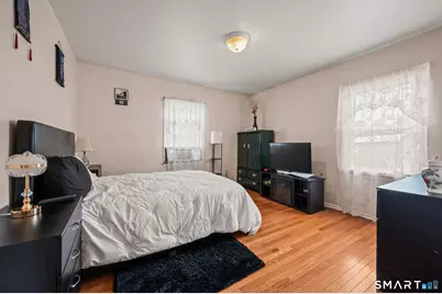 85 Dwight Street, Ansonia, CT 06401 - Photo 15