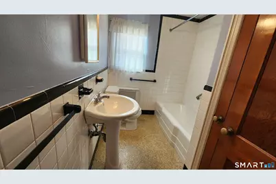 178 North Bishop Avenue, Bridgeport, CT 06610 - Photo 9