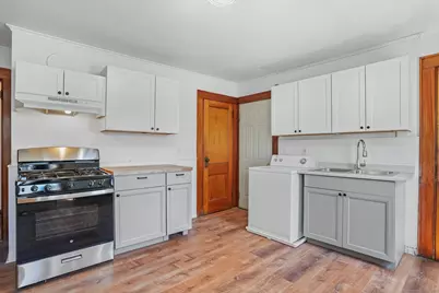108 Barnum Terrace, Stratford, CT 06614 - Photo 3